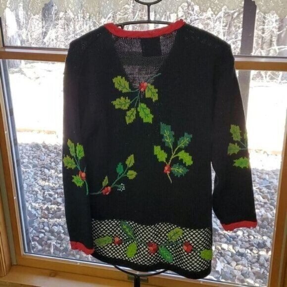 Storybook Knits Vintage Embroidered Hand Knitted Holiday Holly Sz. M Cardigan - Picture 5 of 7
